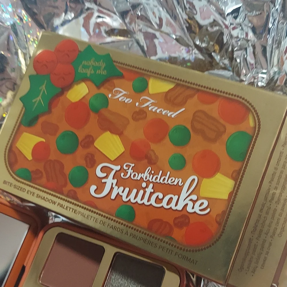 🍭🍰Forbidden Fruitcake Too Faced Palette Limited Edition